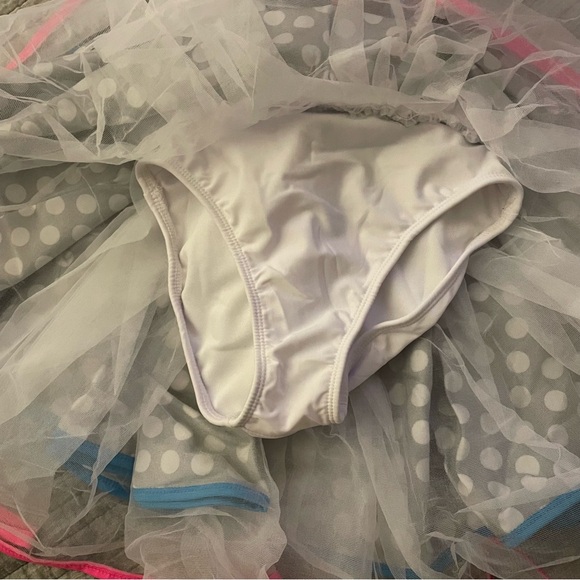 Like New Girls Revolution Tap Costume - Picture 3 of 9